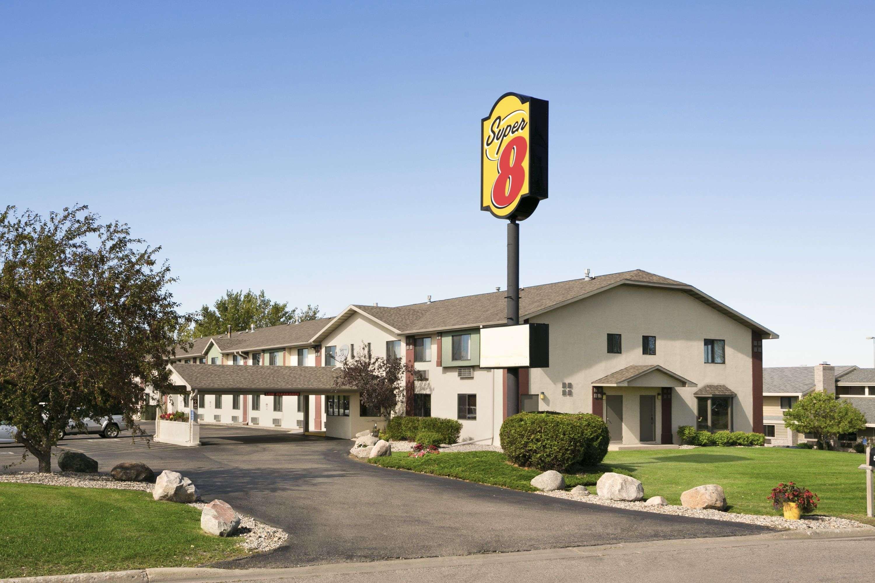 Motel Super 8 By Wyndham Alexandria Mn Exterior foto